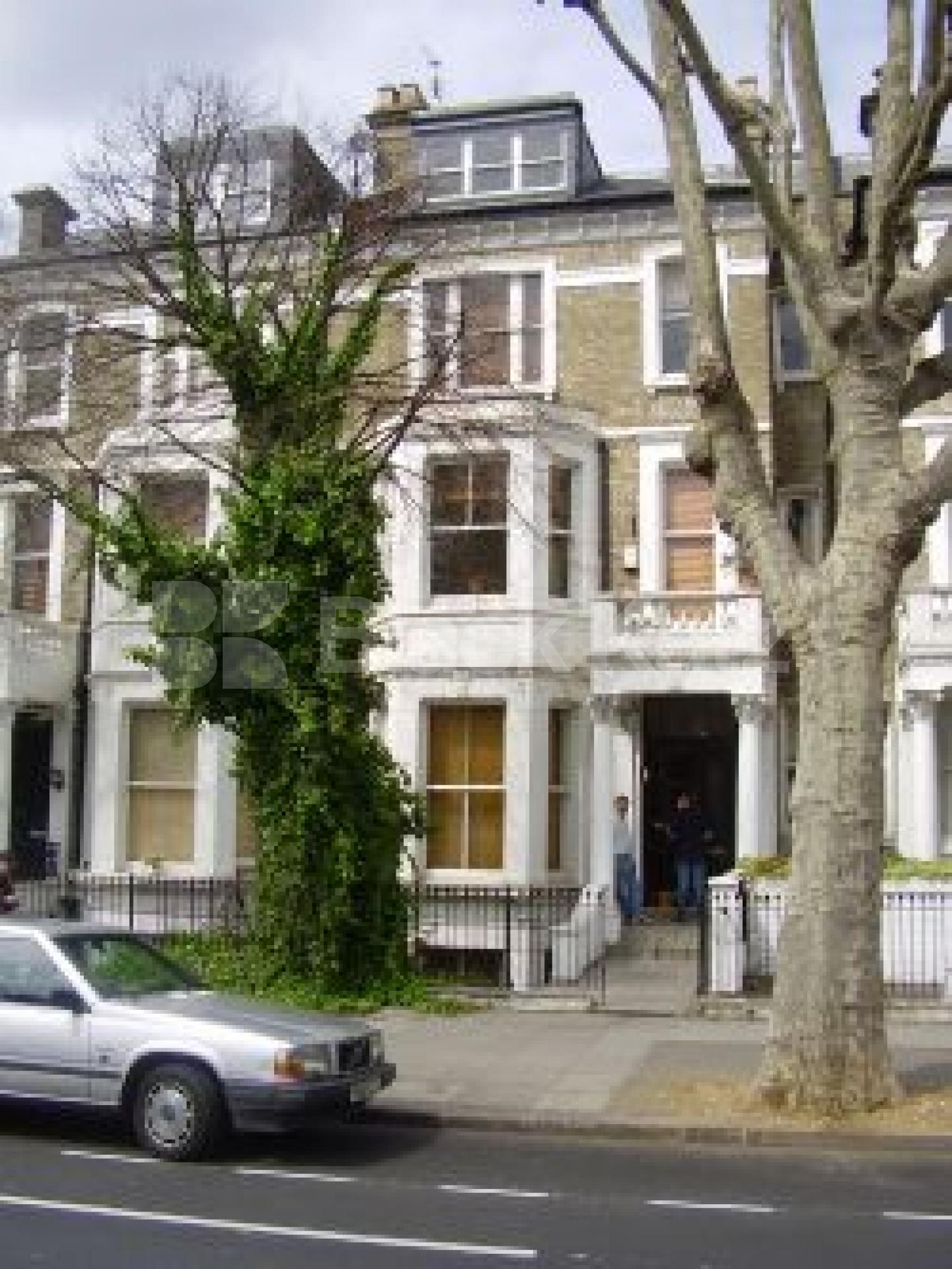 			NEW ON!, 1 Bedroom, 1 bath, 1 reception Ground Floor Flat			 Sutherland Avenue, MAIDA VALE W9 W9